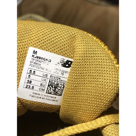 New Balance 990V4 Yellow Suede Running Shoes Made in USA Men 5.5